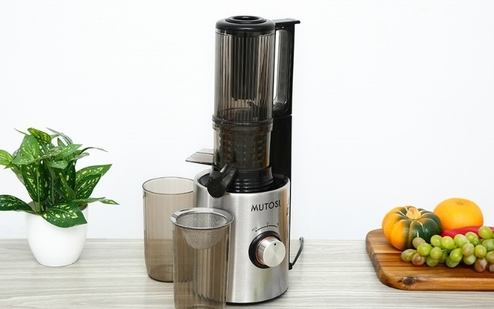 Máy ép chậm Mutosi của nước nào sản xuất? Có nên mua máy ép chậm Mutosi để dùng không? 3
