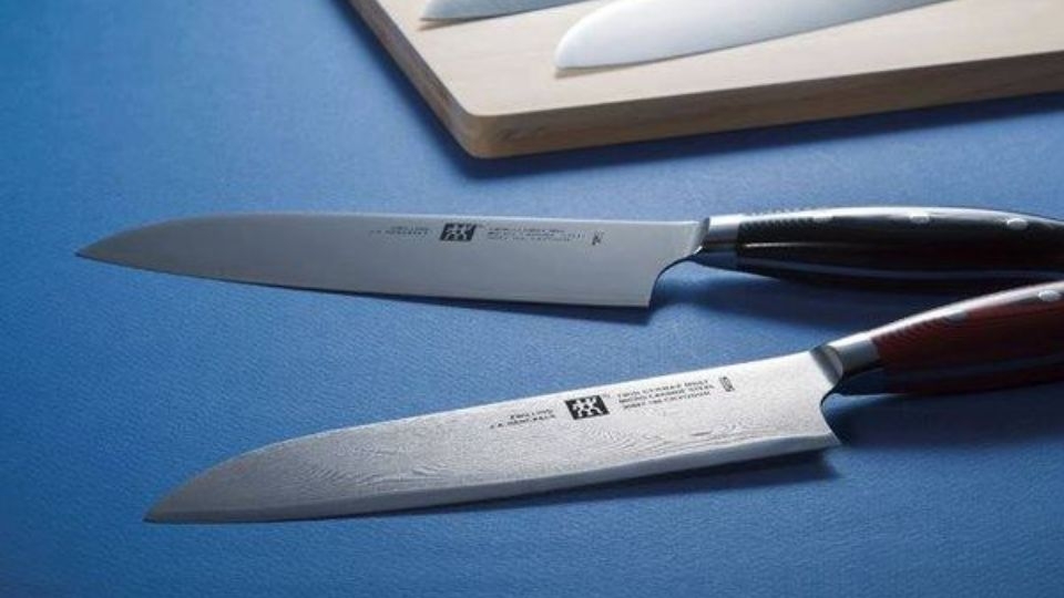 So sánh dao Đức và dao Nhật theo chất liệu 1