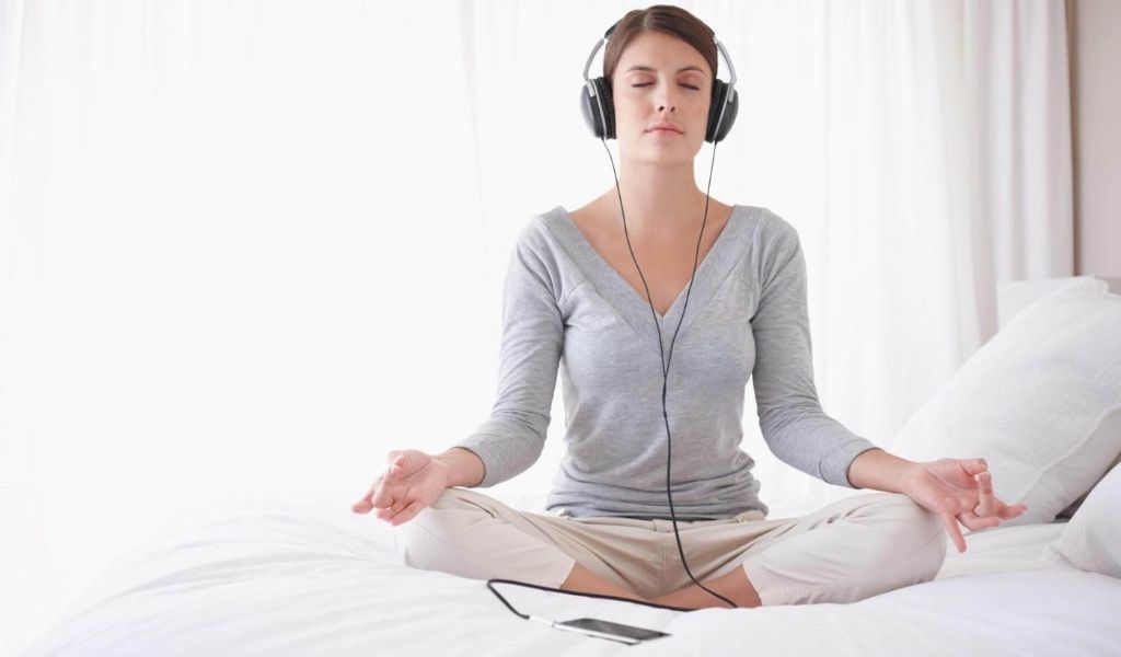 Nhạc sóng não là gì? Lợi ích và lưu ý khi thực hiện để thư giãn và phát triển não bộ tối đa 2