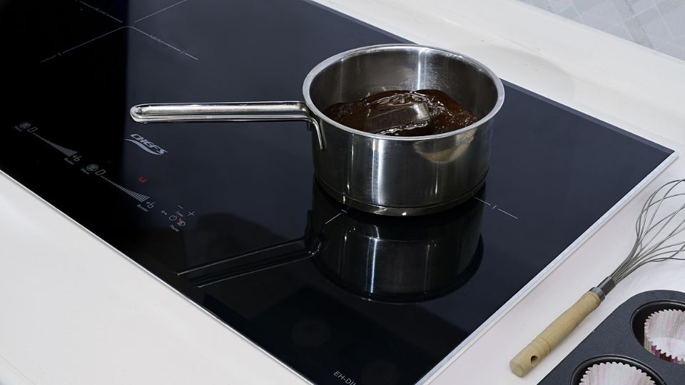 Cách khắc phục lỗi bếp từ quá nhiệt