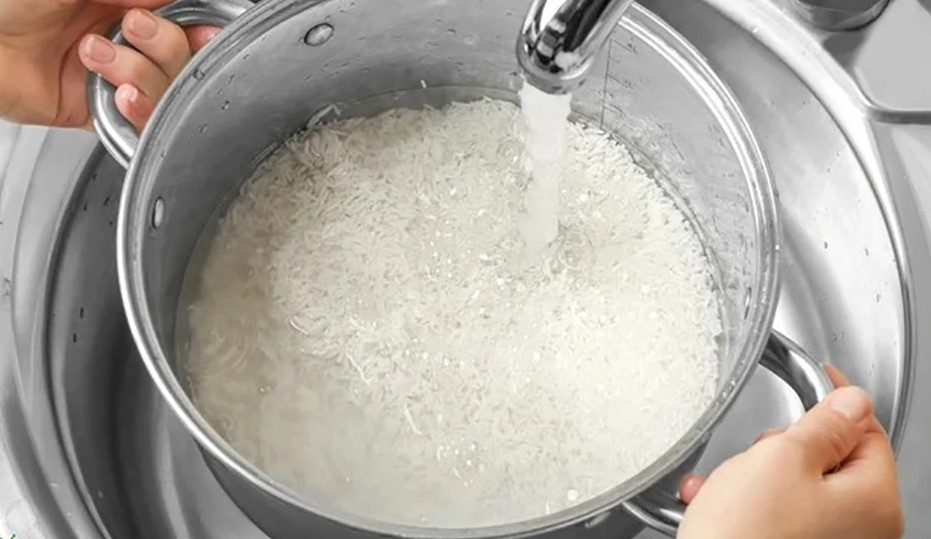 Cách nấu xôi hạt sen bằng nồi cơm điện 10