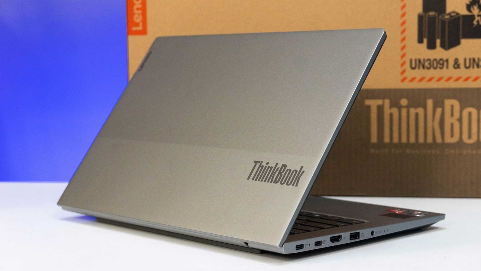 kích thước laptop 14 inch 7