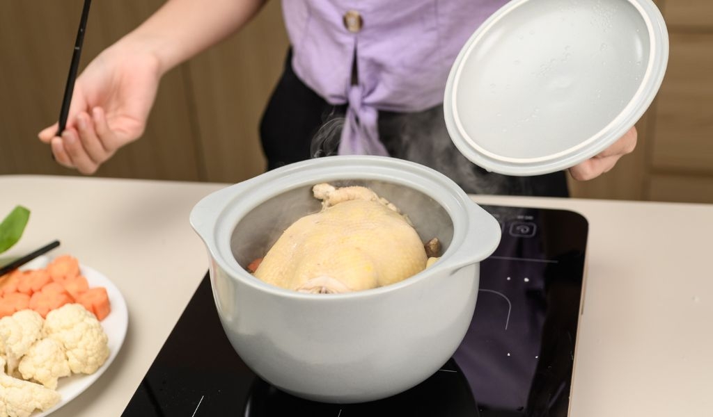 Nồi sứ nấu bếp từ được không? Những đặc điểm nổi bật của nồi sứ và lưu ý khi sử dụng 3