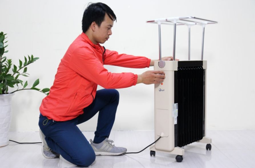 Cách vệ sinh máy sưởi dầu 6