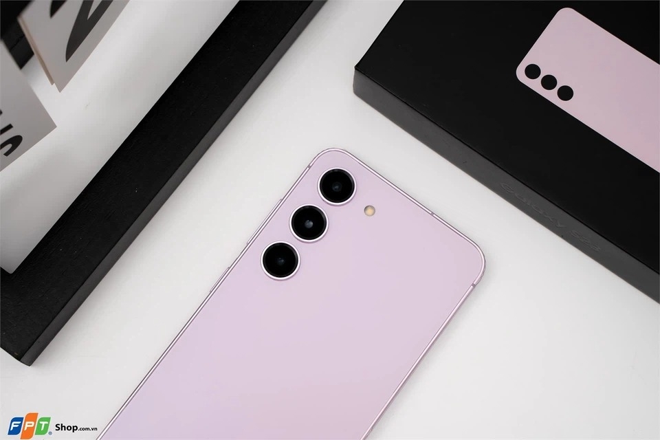 So sánh Samsung Galaxy S23 FE và Galaxy S23 (ảnh 7)