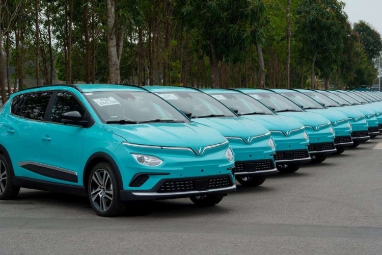 Giá taxi VinFast tại TP.HCM