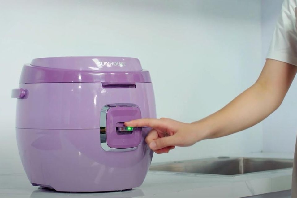 Cách nấu cơm tấm bằng nồi cơm điện 6