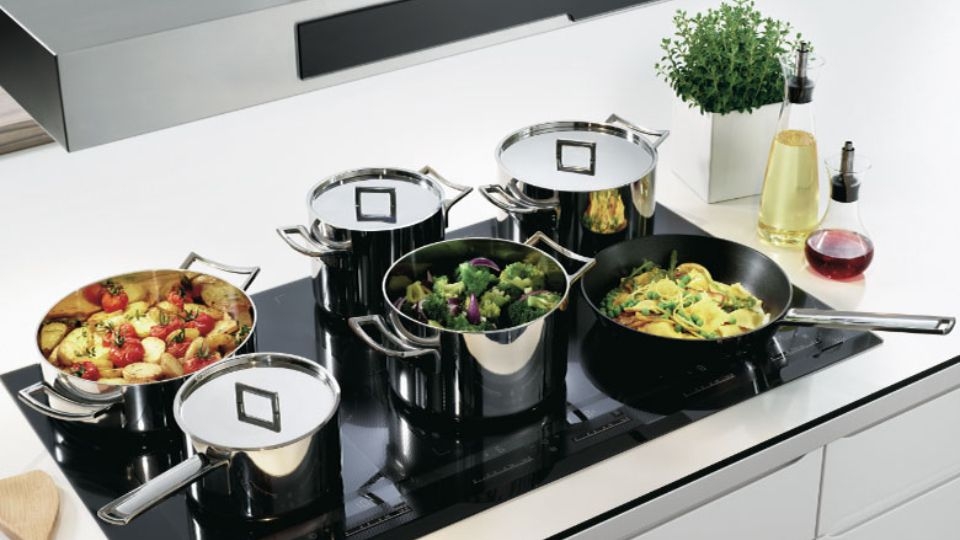 Tìm hiểu nguyên lý hoạt động của bếp từ