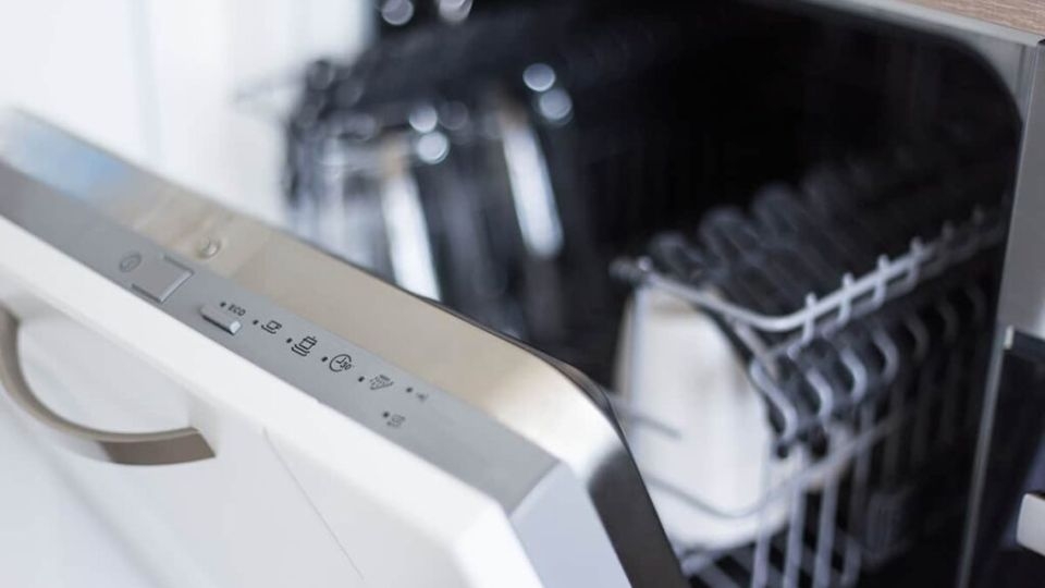 Reset máy rửa bát Bosch với vài thao tác đơn giản