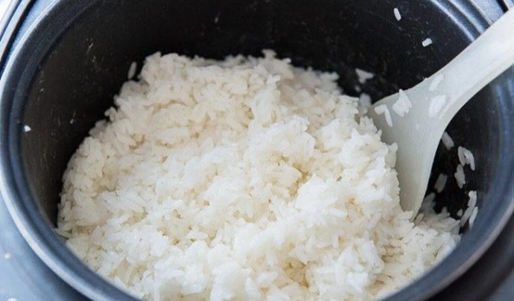 Nồi cơm tách đường loại nào tốt? So sánh nồi cơm điện thường và nấu tách đường 4