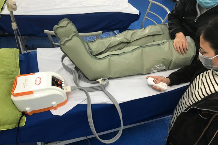 Máy massage trị liệu bằng áp lực khí là gì, công dụng ra sao, có nên mua hay không? - hình 1