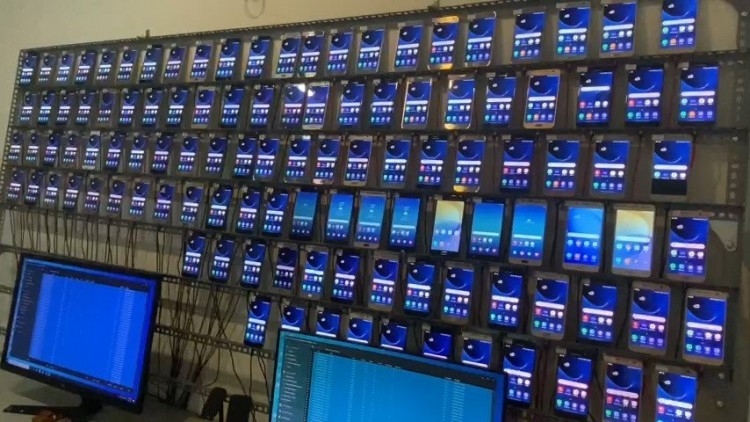 Phone Farm là gì: Chi tiết về khái niệm và cách hoạt động