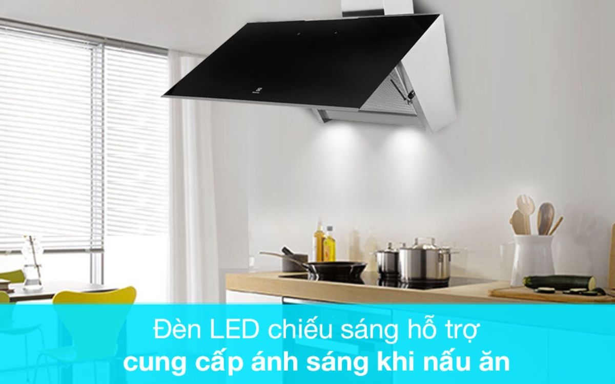 Sơ nét về máy hút mùi áp tường Electrolux LFT769X