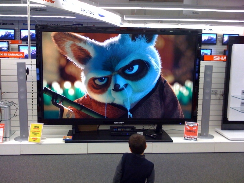 tivi đắt nhất thế giới 7