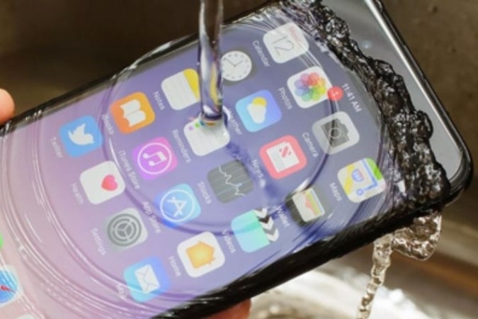 iPhone 13 Pro Max bị lỗi màn hình - 2