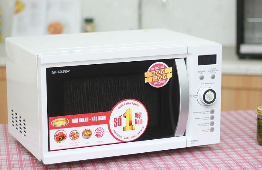 cách dùng chế độ nướng của lò vi sóng Sharp 1