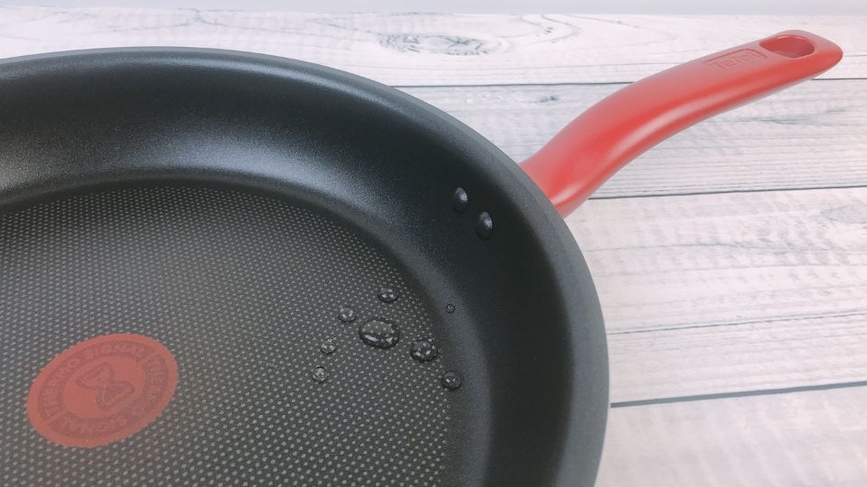 Chảo chống dính Tefal có bền không?