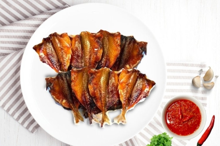 Cá chỉ vàng chiên