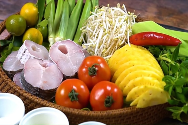 Bí quyết cách nấu canh chua cá lóc thơm ngon đậm đà chuẩn vị miền Tây  - hình 2