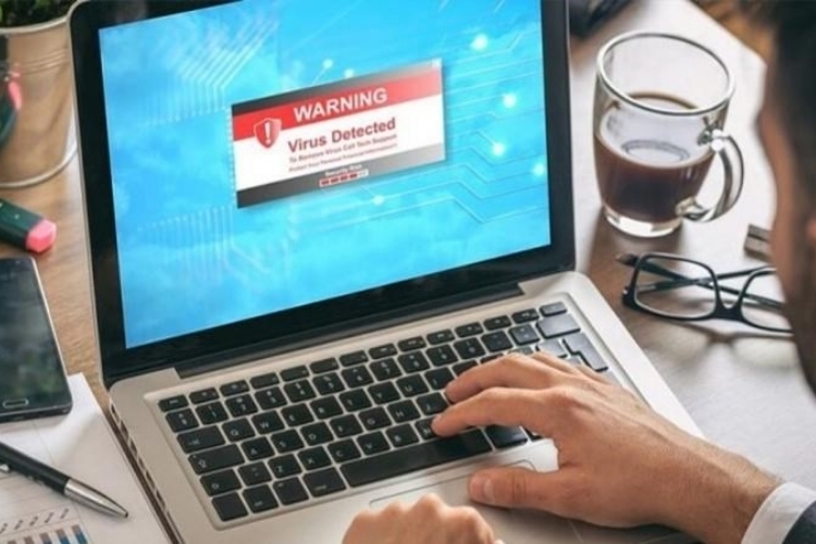 Nhiễm virus là nguyên nhân dẫn đến lỗi disk is write-protected