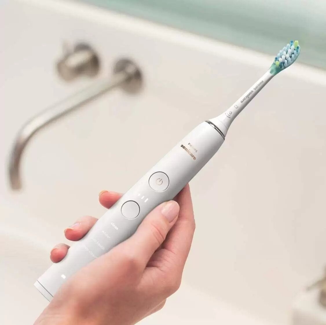 Bàn chải điện Colgate PULSE cho răng niềng