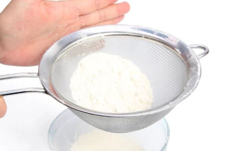 Cách làm bánh bông lan bằng nồi cơm điện không cần mánh đánh trứng