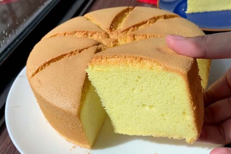 Hoàn thiện chiếc bánh