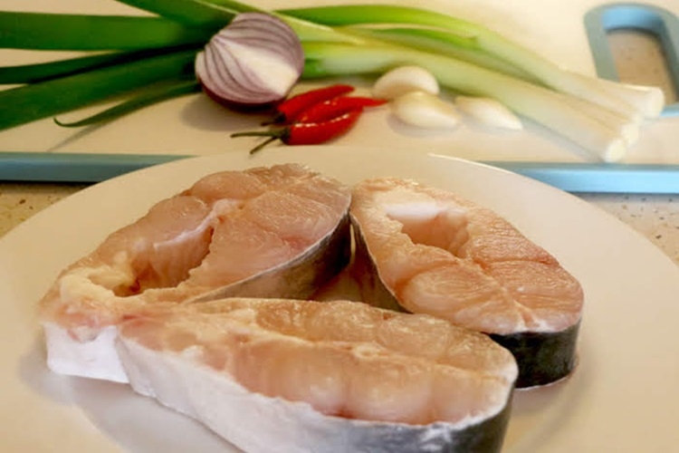 Bí quyết làm cá bông lau kho tộ chuẩn vị miền Tây với nước sốt đậm đà, hấp dẫn - Hình 3