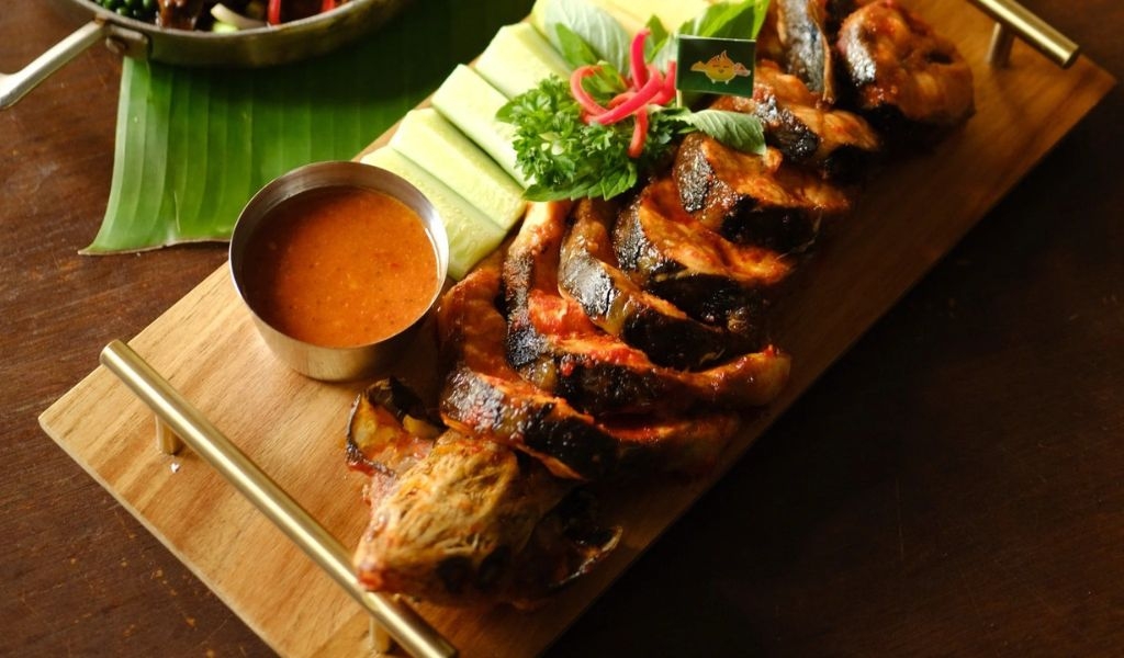 Cách chế biến cá tầm nướng thơm ngon và lưu ý khi ăn để đảm bảo an toàn, nhận nhiều dưỡng chất 3