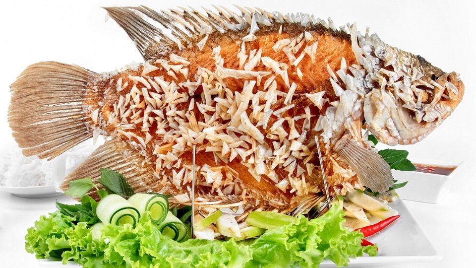 Cá tai tượng chiên xù