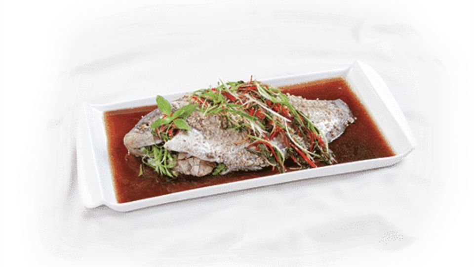 Cá tai tượng hấp xì dầu