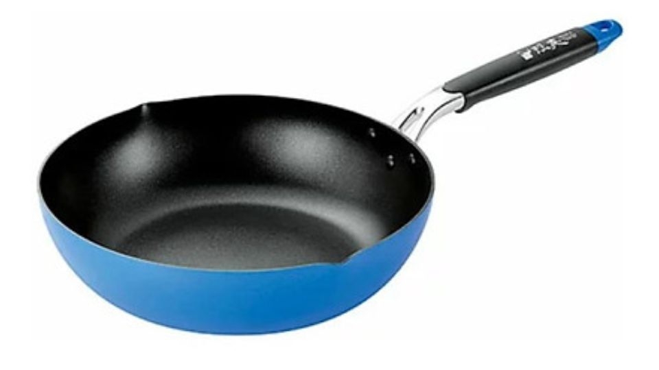 Không dán đáy, dập liền nguyên khối nhiều lớp