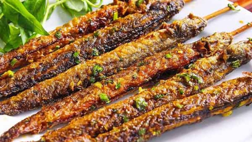 Cá kèo nướng sa tế