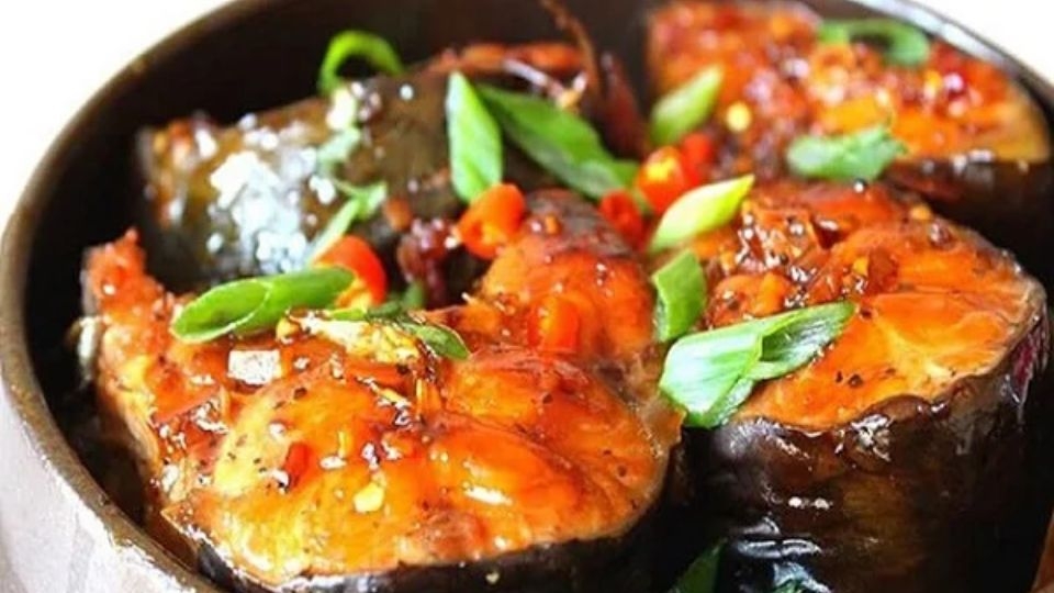 Cá chép kho riềng