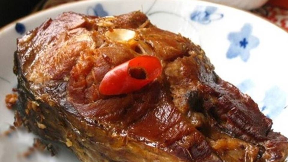 Cá trôi kho riềng