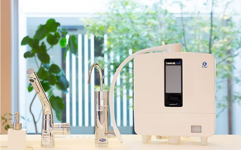 Máy lọc nước ion kiềm Kangen LeveLuk K8 8 tấm điện cực