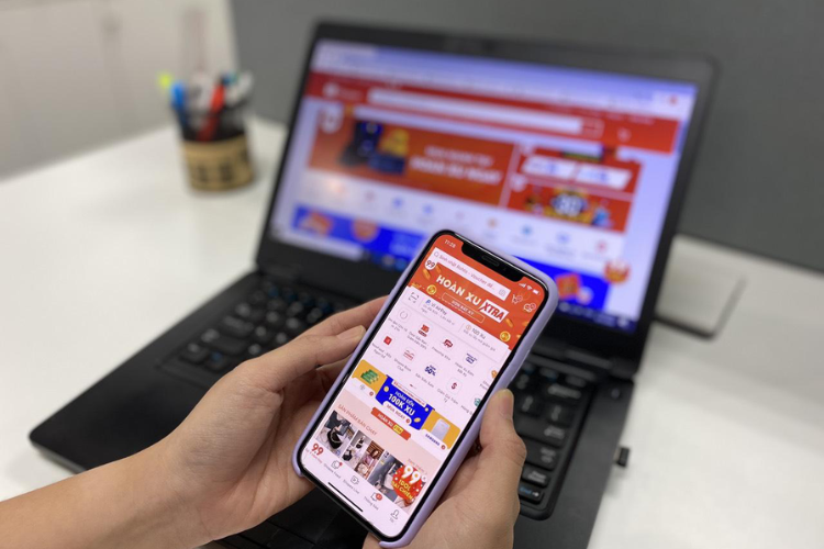Bán hàng trên sàn thương mại điện tử
