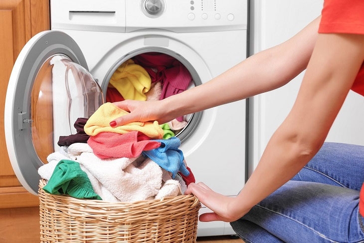 Máy giặt tự dừng khi đang chạy có nguyên nhân do đâu và cách khắc phục cụ thể như thế nào? 4