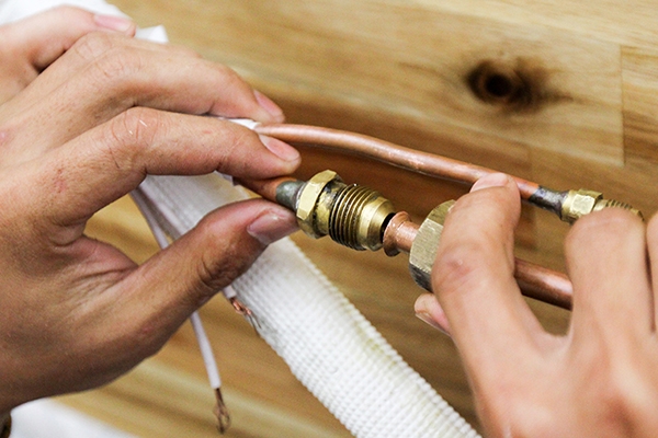 máy lạnh chạy một lúc rồi tắt rồi chạy lại - hình 1