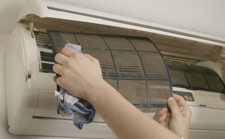 phòng máy lạnh có nhiều bụi - hình 4