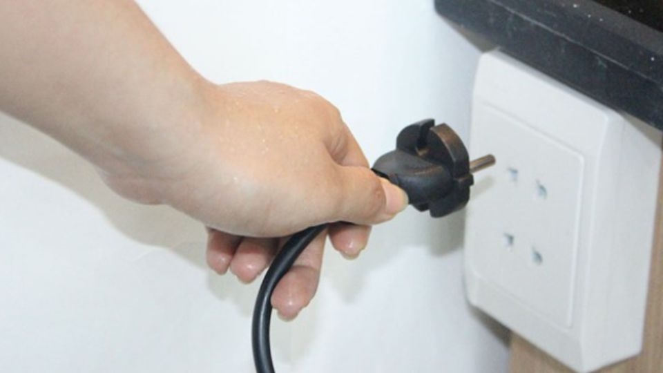 Cách kết nối nguồn điện cho bếp