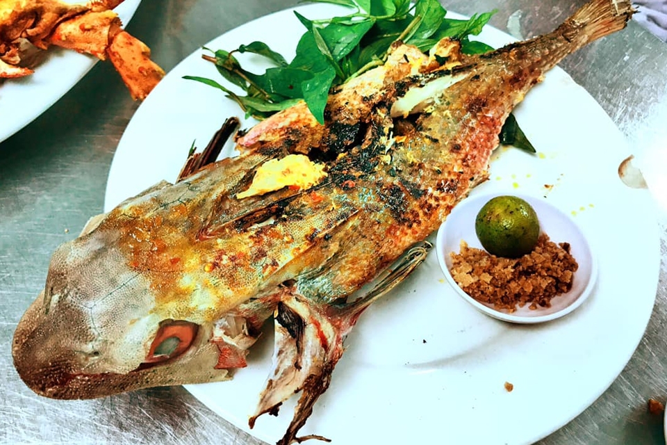 Món cá tắc kè nướng muối ớt thơm ngon, đậm vị.