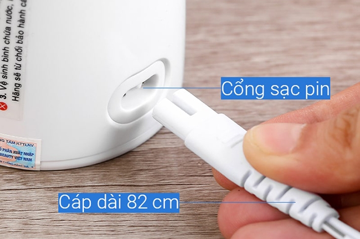 Cách sạc máy tăm nước 3