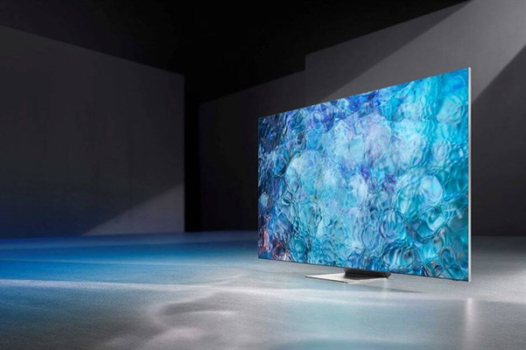 có nên mia màn hình OLED không