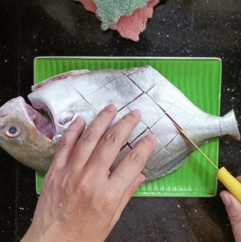 Món cá chim nướng giấy bạc thơm ngon, hấp dẫn, đơn giản tại nhà 3