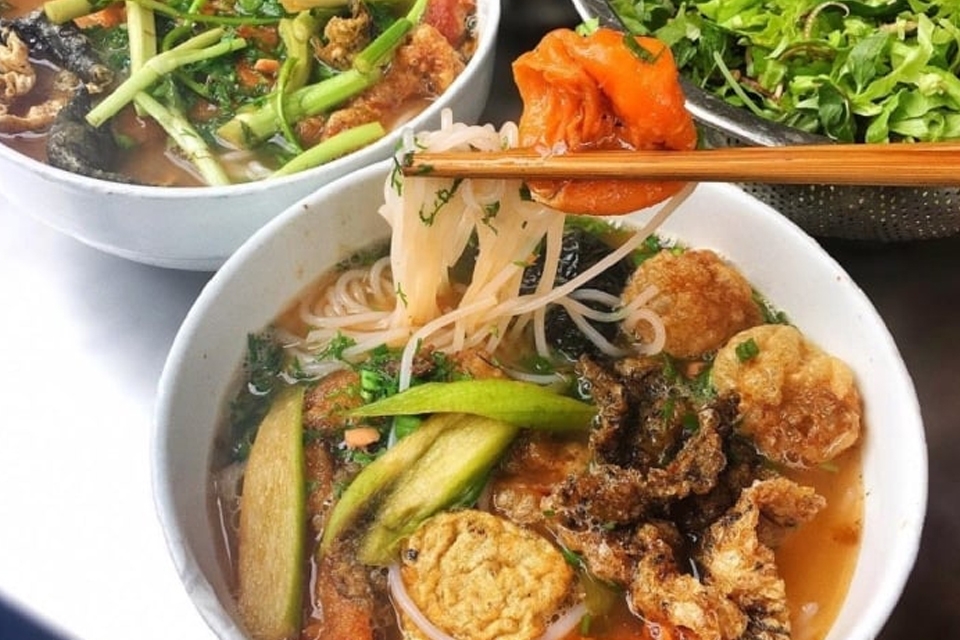 Lưu ý để thưởng thức bún cá cay Hải Phòng ngon nhất.