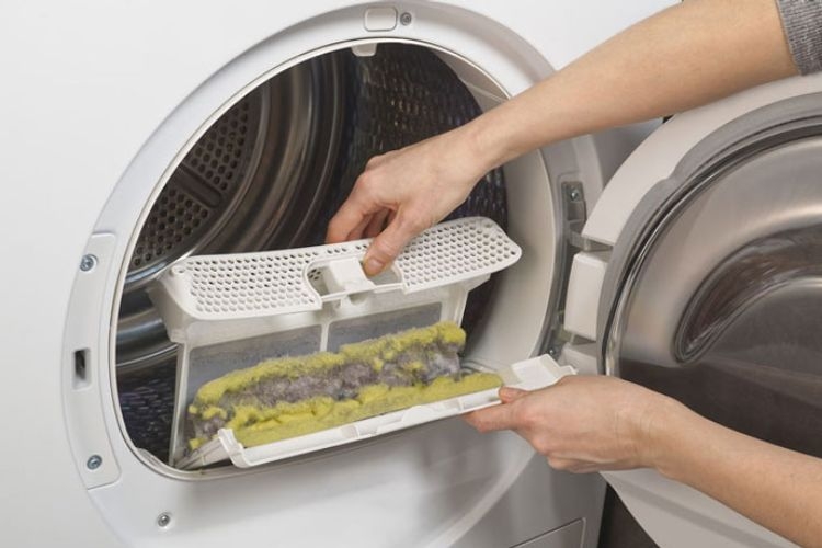 Máy sấy quần áo quá nóng do luồng khí bị tắc nghẽn