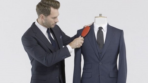 cách ủi áo vest 7