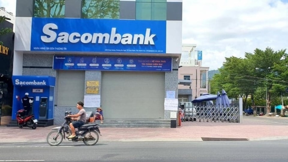 Chi nhánh ngân hàng Sacombank gần đây tại Phú Nhuận