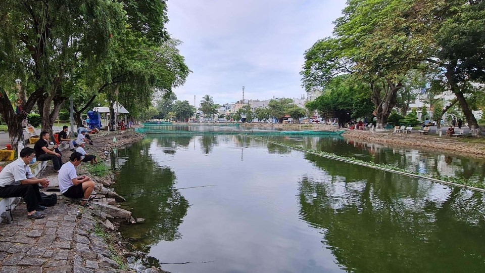 Công viên Lê Thị Riêng